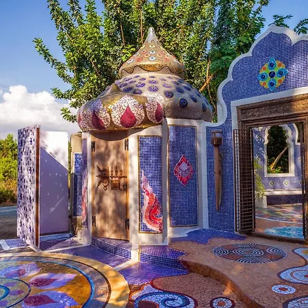 Ferienhaus Euphoria Art Land - The Earth House