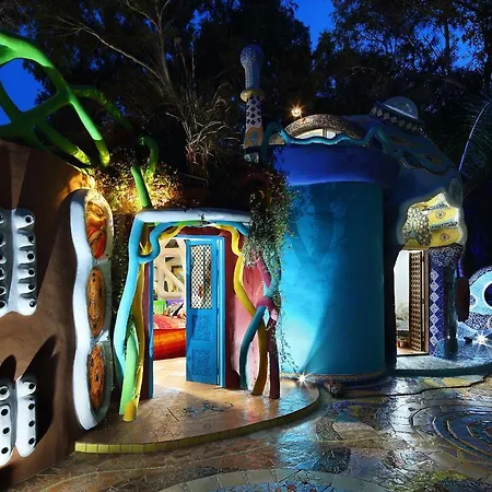 Ferienhaus Euphoria Art Land - The Earth House Limassol