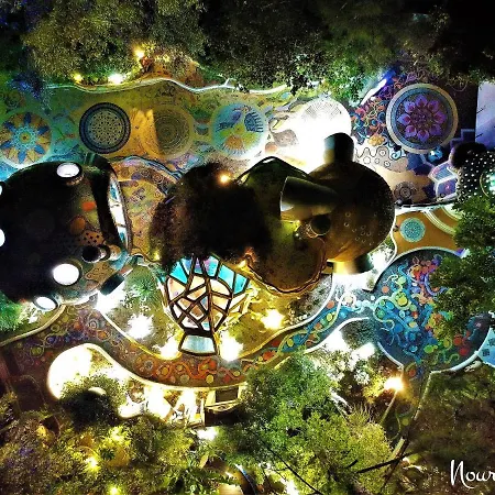 Ferienhaus Euphoria Art Land - The Earth House *